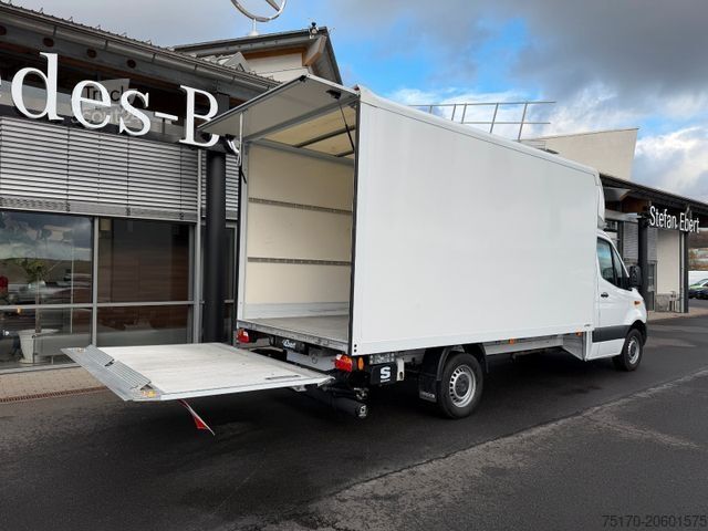 Transporter mit Koffer MERCEDES-BENZ Sprinter 317 CDI Koffer LBW Klima Kamera MBUX