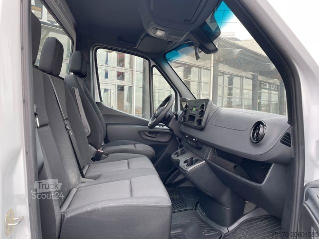 Transporter mit Pritsche & Plane MERCEDES-BENZ Sprinter 317 CDI 9G 3665 Klima