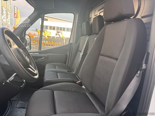 Dodávka s vysokou strechou MERCEDES-BENZ Sprinter 315 CDI 4325 Navi Klima 360 AHK