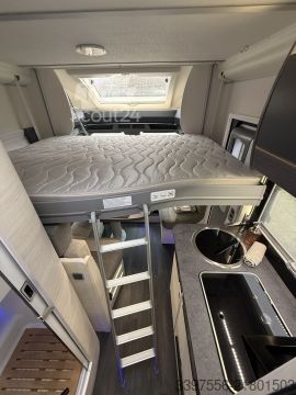 Polointegrovaný karavan Chausson Teilintegrierte 627GA Titanium