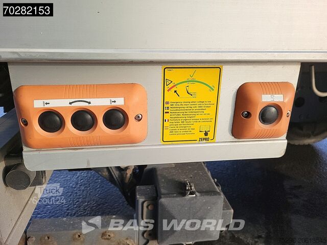 Транспортиране в хладилник/замразено Mercedes Atego 1524 Atego 4X2 6-Cylinder Auromatic Therm...