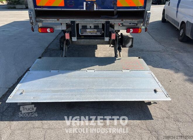 Camion avec caisse et hayon élévateur hydraulique IVECO EUROCARGO 160E25