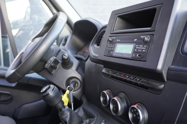 Slēgtais furgons Renault Master 2.3 dCi 135PK L2H2 - EURO 6 - Airco - Im...