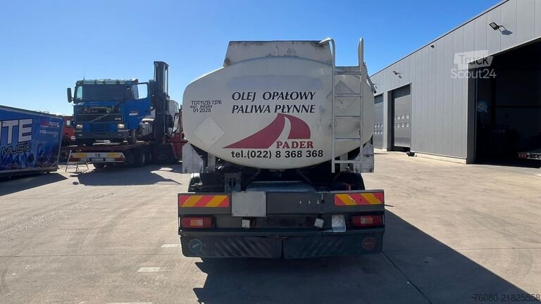 Tankwagen Volvo FL 220 (11000 L / MANUAL GEARBOX / 10 BOLTS / 1...