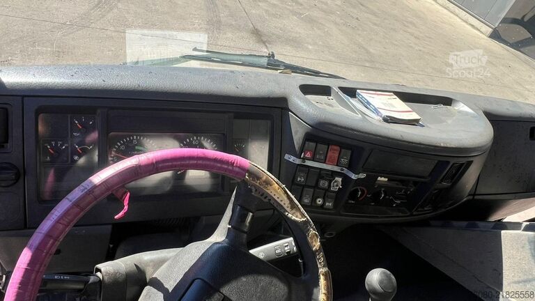 Tankwagen Volvo FL 220 (11000 L / MANUAL GEARBOX / 10 BOLTS / 1...