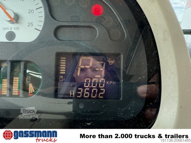 Andra Massey Ferguson MF 8690 Dyna-VT