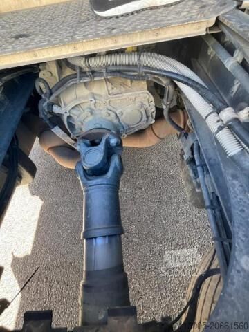 Tractora standard DAF XF 105.460