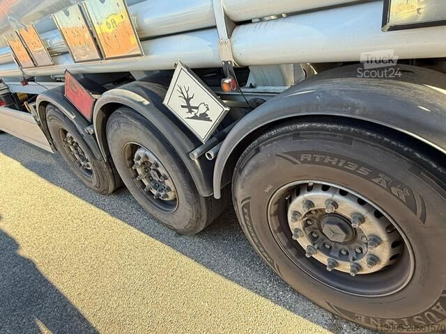 Ημιρυμουλκούμενο βυτιοφόρο CITERNE CARBURANT 41000 LITRES 39 T