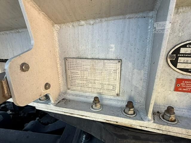 Ημιρυμουλκούμενο βυτιοφόρο CITERNE CARBURANT 41000 LITRES 39 T