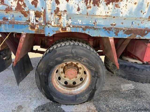 Camião porta-contentores de gancho Iveco UNIC 175-24 BI-BENNE GRUE