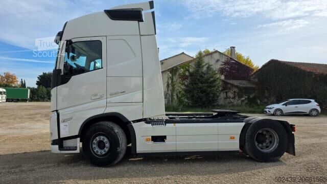 Tractora standard Volvo FH 500