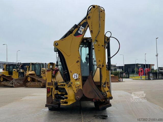 Kombinácia rýpadlo/nakladač Caterpillar 444F