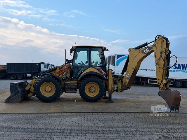 Kombinácia rýpadlo/nakladač Caterpillar 444F