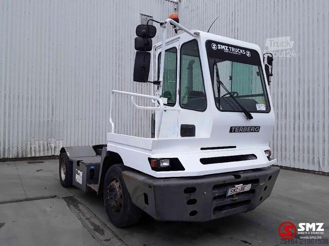 Standaard trekker Terberg 