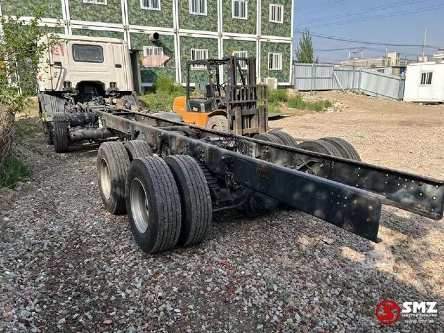 Chassis med førerhus Scania P 420 8x4 lames steel big axles