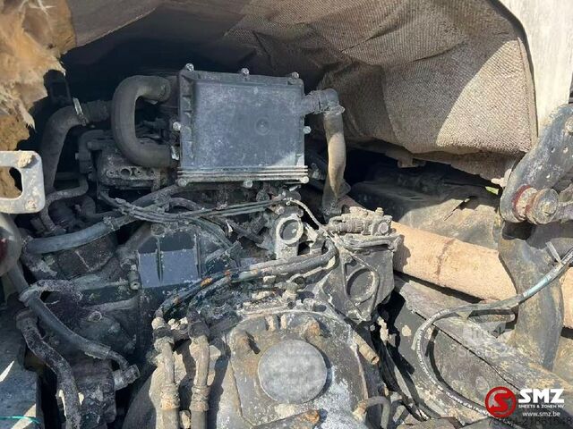 الهيكل مع كابينة السائق Scania P 420 8x4 lames steel big axles