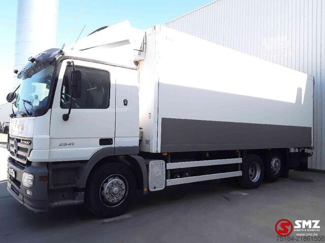 Koel-vriestransport Mercedes Actros 2541 6x2 3 pedal
