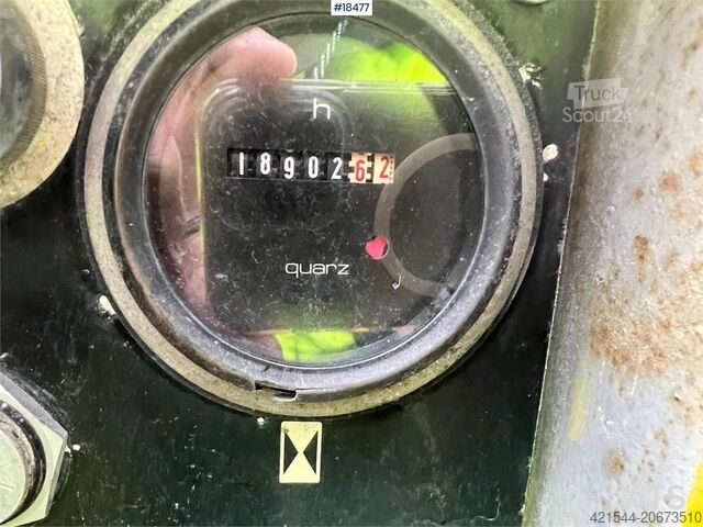 Perfuratriz Atlas ROC 712 H-01, objeto de reparo sem compressor Atlas ROC 712 H-01 drilling rig Rep. Object without comp