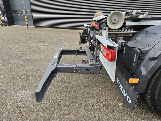 Koukkuvarsijärjestelmä Volvo FH 460 6x4 / HAAKARM / HOOKLIFT / 31 dkm!