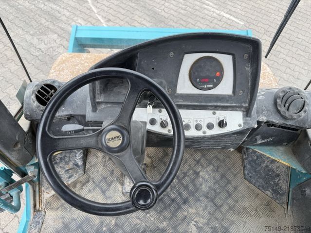 Валяк с един барабан BOMAG BW177 D-4, Vibration, Walzenzug, 2.620Std.