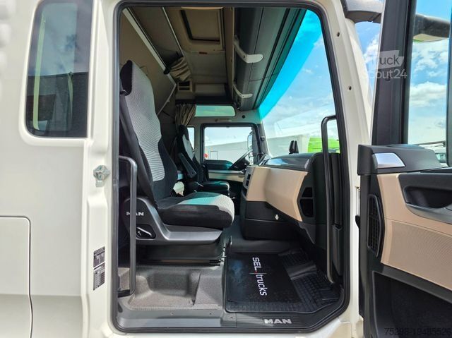 Volumen SZM MAN TGX 18.500 4X2 LLS-U / Retarder / ADR AT