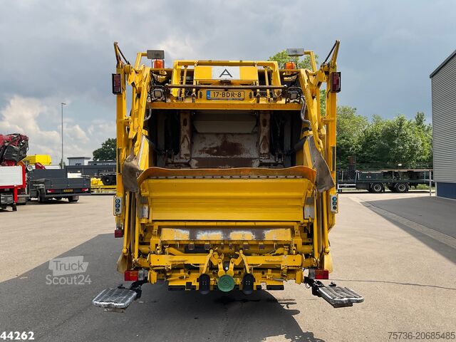 Vuilniswagen Scania P 270 Euro 6 Geesink 22m³