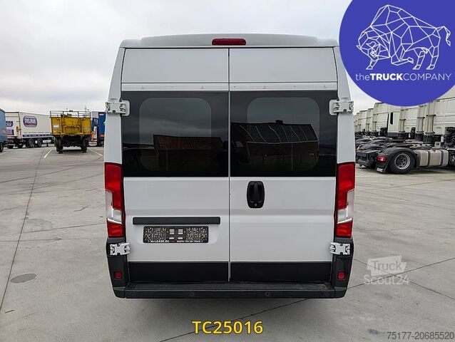 Furgão de caixa Fiat Ducato 2.0 Multijet L3H2