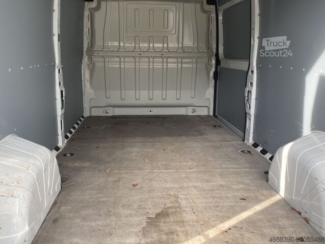 Dodávka s vysokou strechou OPEL Movano 2.2 L3H3 3,5t Edition*Einparkhilfe*Klima
