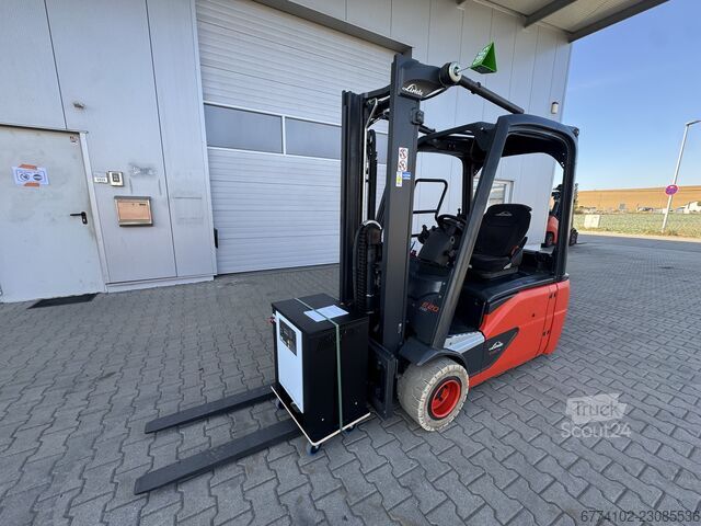 Elettrico 3 ruote Linde E20L + Ladegerät NEU 48120--EK