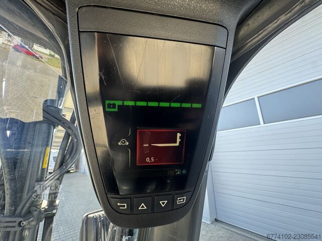 Электрический трехколесный погрузчик Linde E18  + Ladegerät NEU 4850--EK