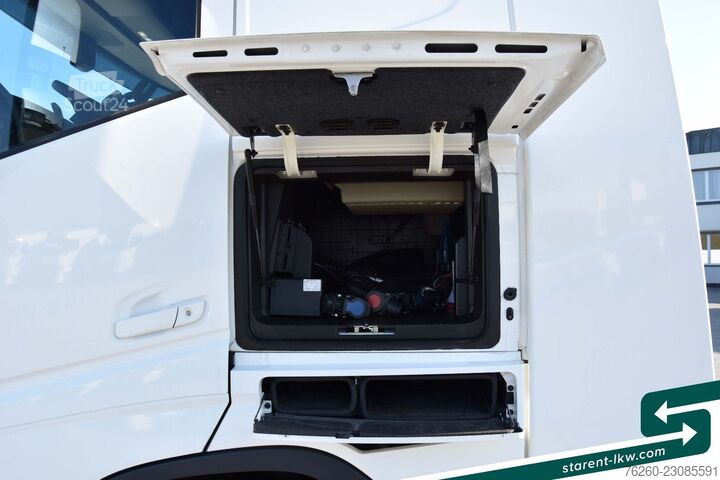 Prostorninska vlačilna enota VOLVO FH 500 Aero X-Low Deck I-Park-Cool LED NAVI