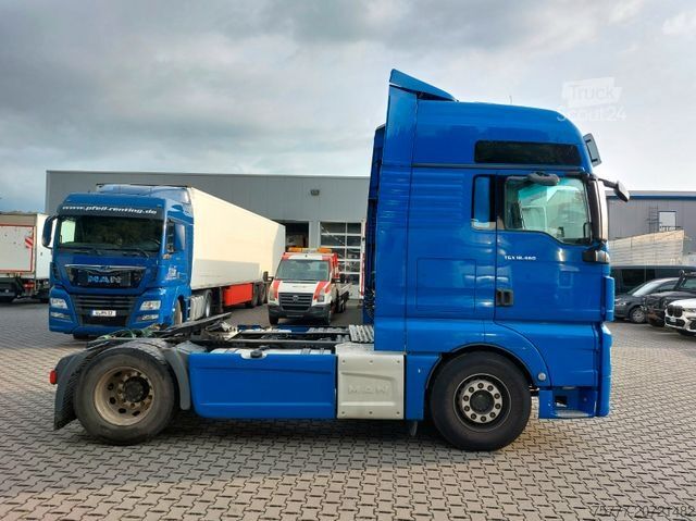 Standard SZM MAN TGX 18.460 XXL-Broken Engine-INTARDER-2 Tanks