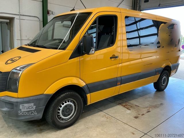Minibuss VOLKSWAGEN Crafter Kombi 35 mittel L2H1 Fensterbus Ahk.3,5t