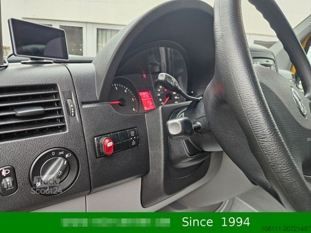 Minibus VOLKSWAGEN Crafter Kombi 35 mittel L2H1 Fensterbus Ahk.3,5t