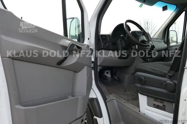 Furgoneta MERCEDES-BENZ 314 Sprinter Kasten Lang leichter Motorschaden