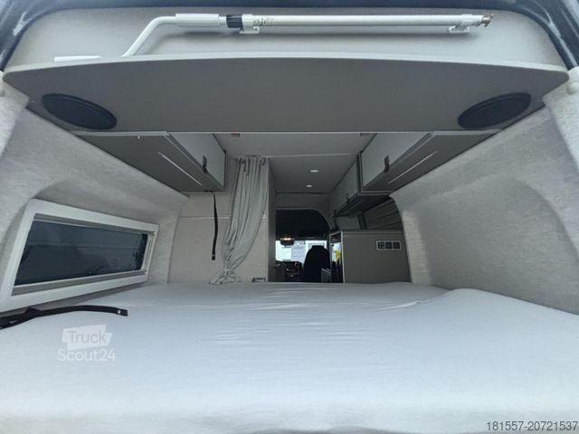 Autocaravana HYMER/ERIBA Grand Canyon S CrossOver 600 Schlafdach, Autark