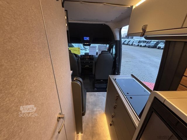 Autocaravana HYMER/ERIBA Grand Canyon S CrossOver 600 Schlafdach, Autark