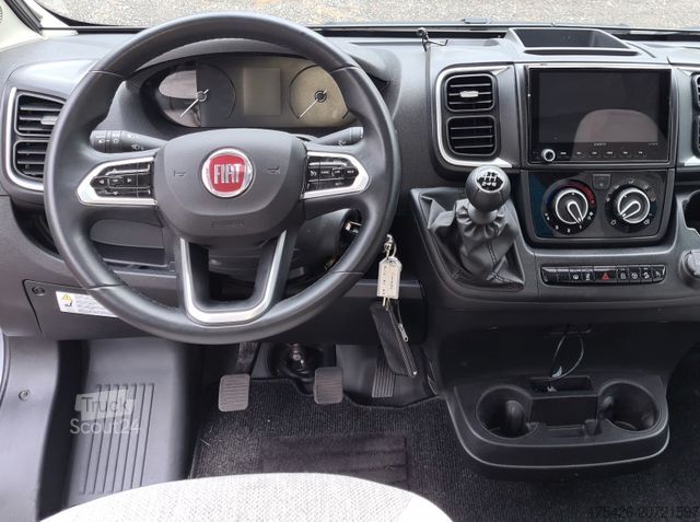 Polointegrovaný karavan CARADO T 447 pro+ *Safety-Paket*pro+ Paket*