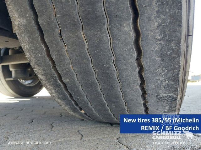 Отворено полуремарке с брезент Schmitz Cargobull Curtainsider Mega