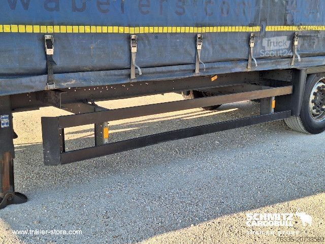 Отворено полуремарке с брезент Schmitz Cargobull Curtainsider Mega
