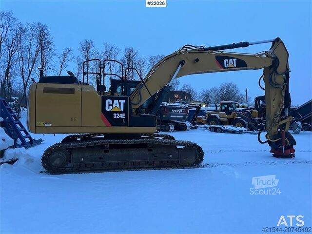 Paletli ekskavatör CAT 324E excavator with/ GPS and grading bucket. WATCH