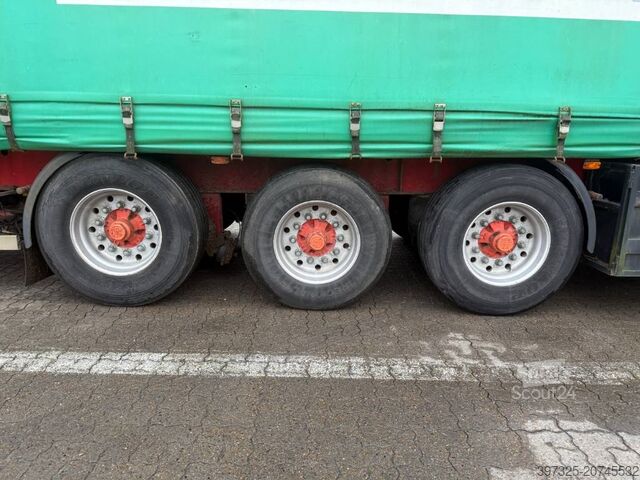 Schiebeplanen Kel-Berg Curtainsider / Planenauflieger / Gardin