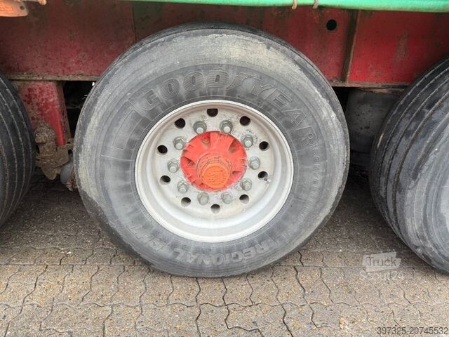 Schiebeplanen Kel-Berg Curtainsider / Planenauflieger / Gardin