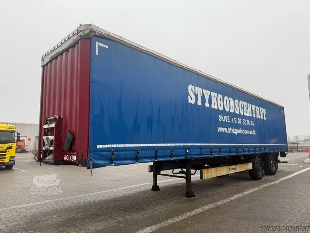 Bâches coulissantes Krone City curtain / City-Plane / City gardin