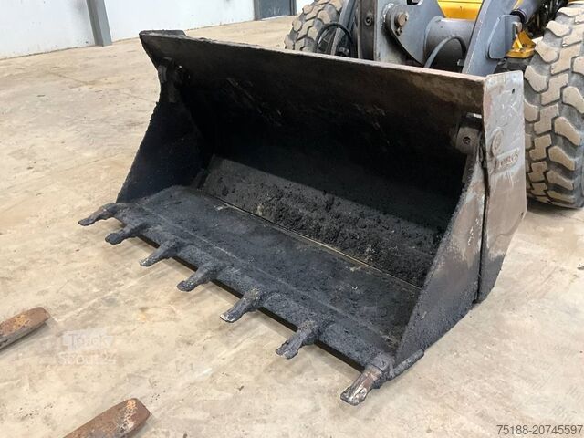 Wiellader Volvo L 30 B - Z/X