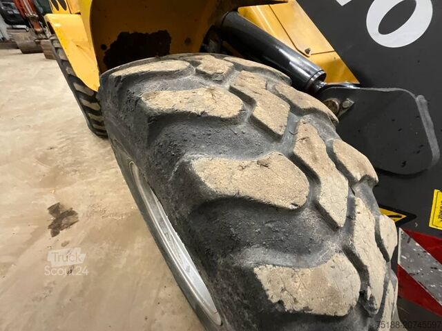 Wiellader Volvo L 30 B - Z/X