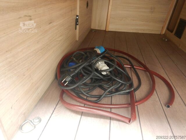 Campingvogn/autocamper Fiat Weinsberg Carabus 600 K 4 Posti Letto | Completamente Attrezzato