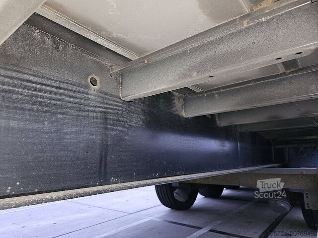 Koffer KOGEL SKH24 LIFTAXLE 2T TAILLIFT