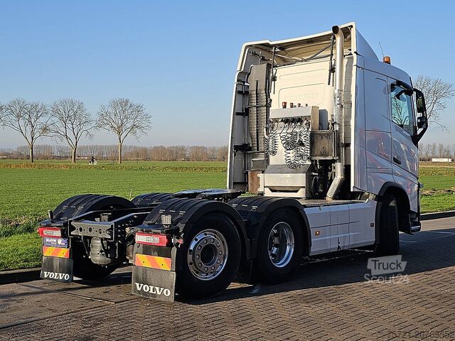 Standart-SZM VOLVO FH 500 6X2 STEERED PTO+HYDR