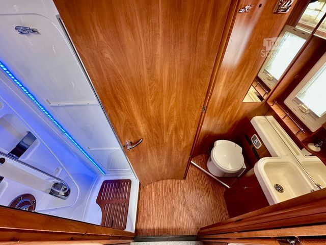 Camping-car semi-intégré LAIKA Kreos 5009 *stüd*